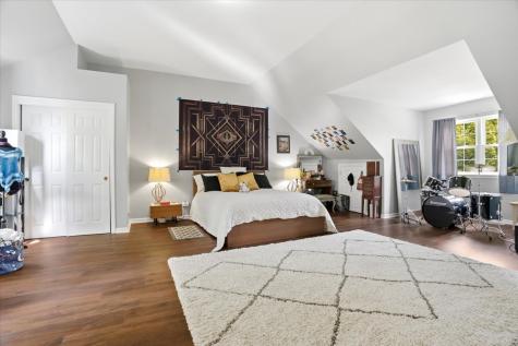 1062 Mount Vernon Drive Grayslake IL 60030