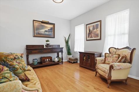 1062 Mount Vernon Drive Grayslake IL 60030