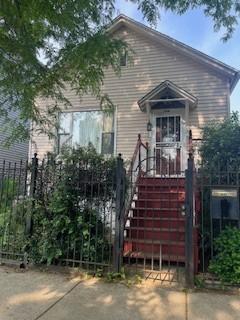 2168 North Rockwell Street Chicago IL 60647