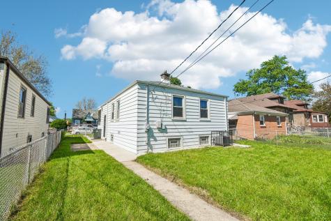 505 Monroe Street Dolton IL 60419