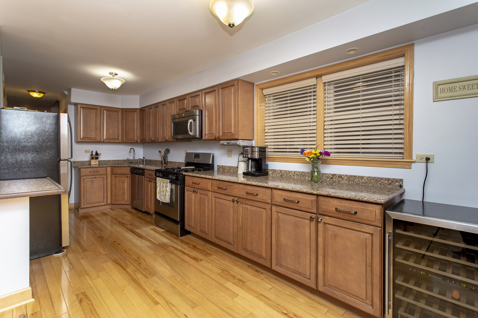 5148 South Newland Avenue Chicago IL 60638