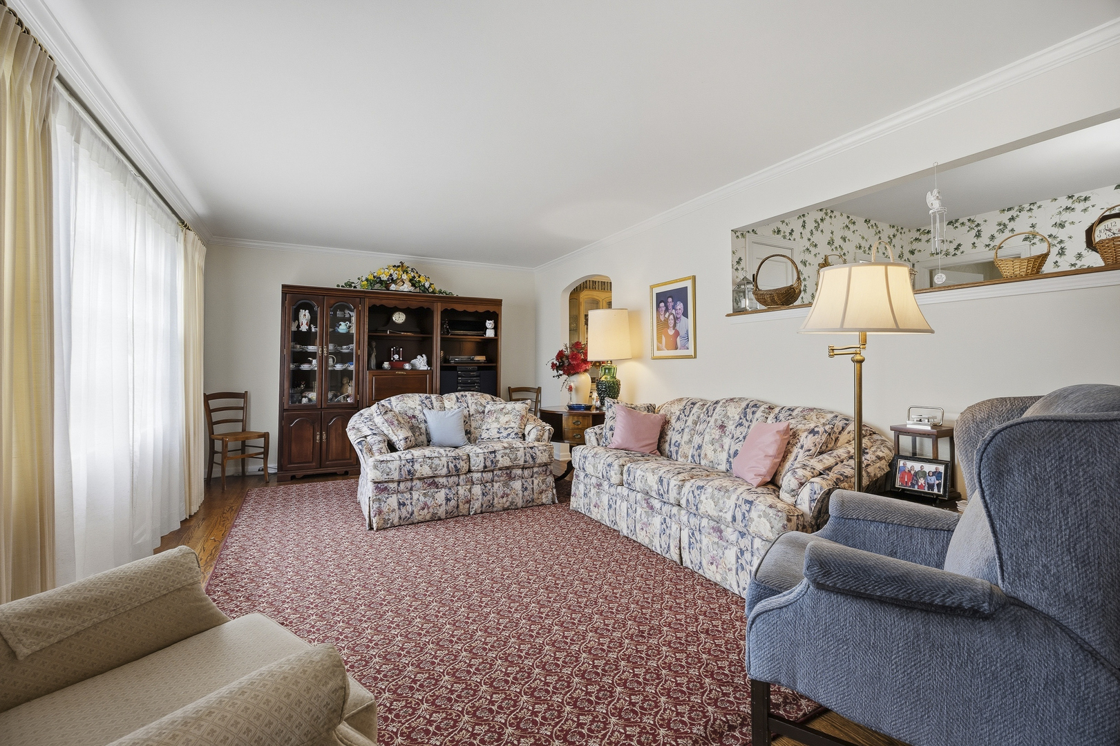 27W231 Bolles Avenue Winfield IL 60190