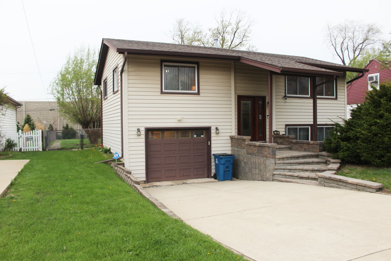1326 Degener Avenue Elmhurst IL 60126