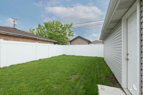 8017 South Kostner Avenue Chicago IL 60652