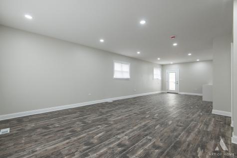 8017 South Kostner Avenue Chicago IL 60652