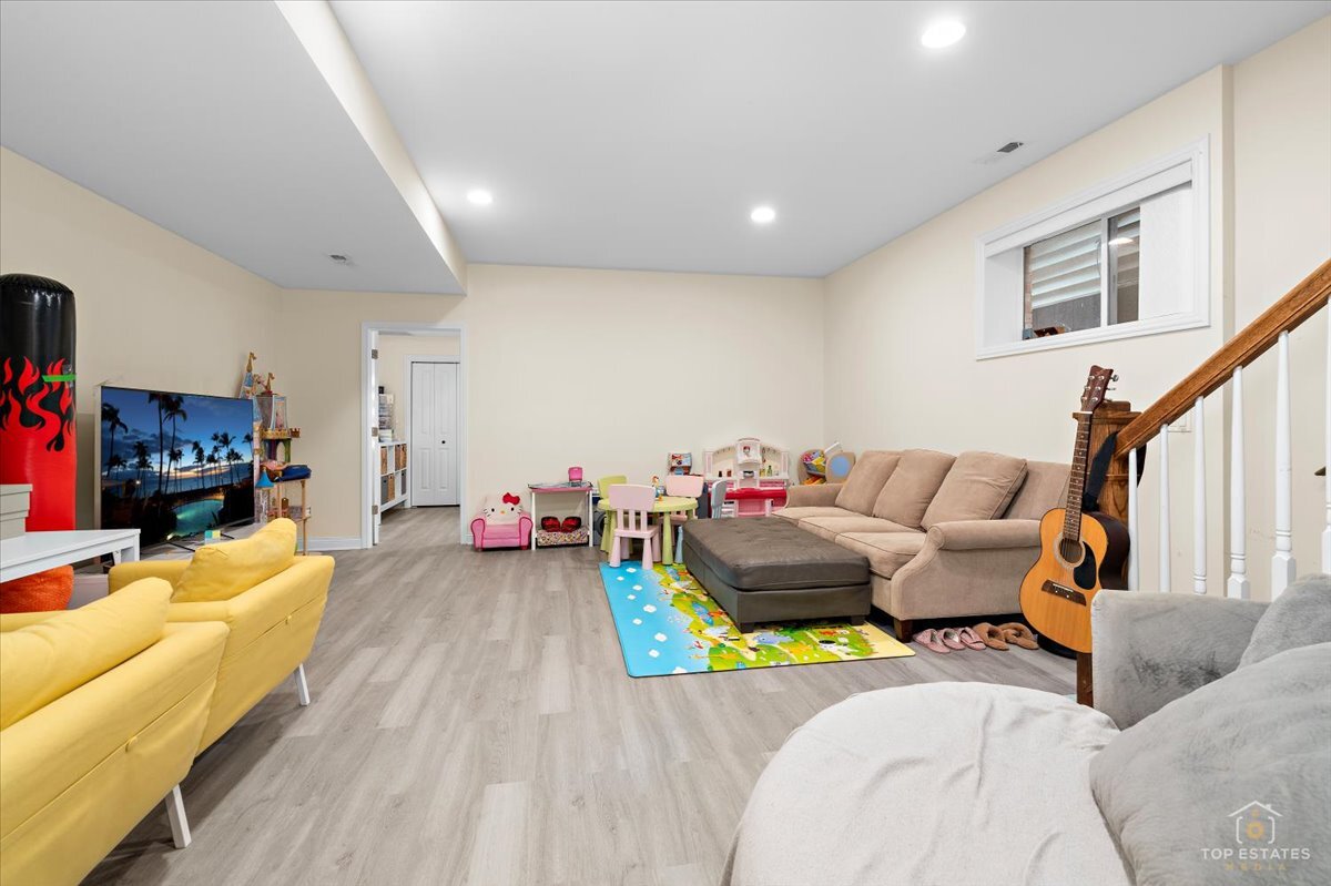 3300 South Western Avenue Chicago IL 60608