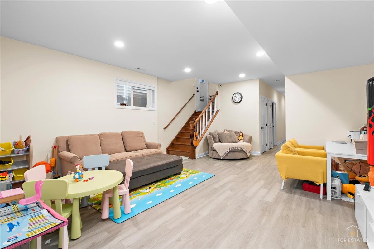 3300 South Western Avenue Chicago IL 60608