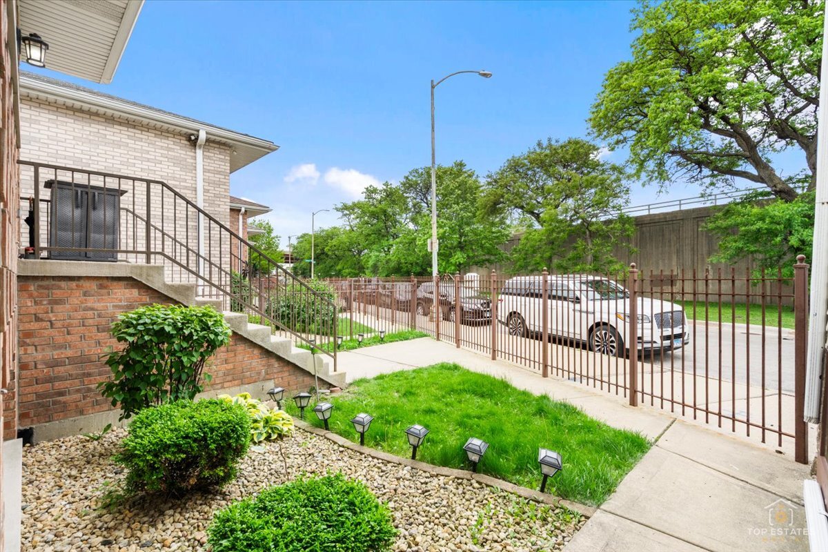 3300 South Western Avenue Chicago IL 60608