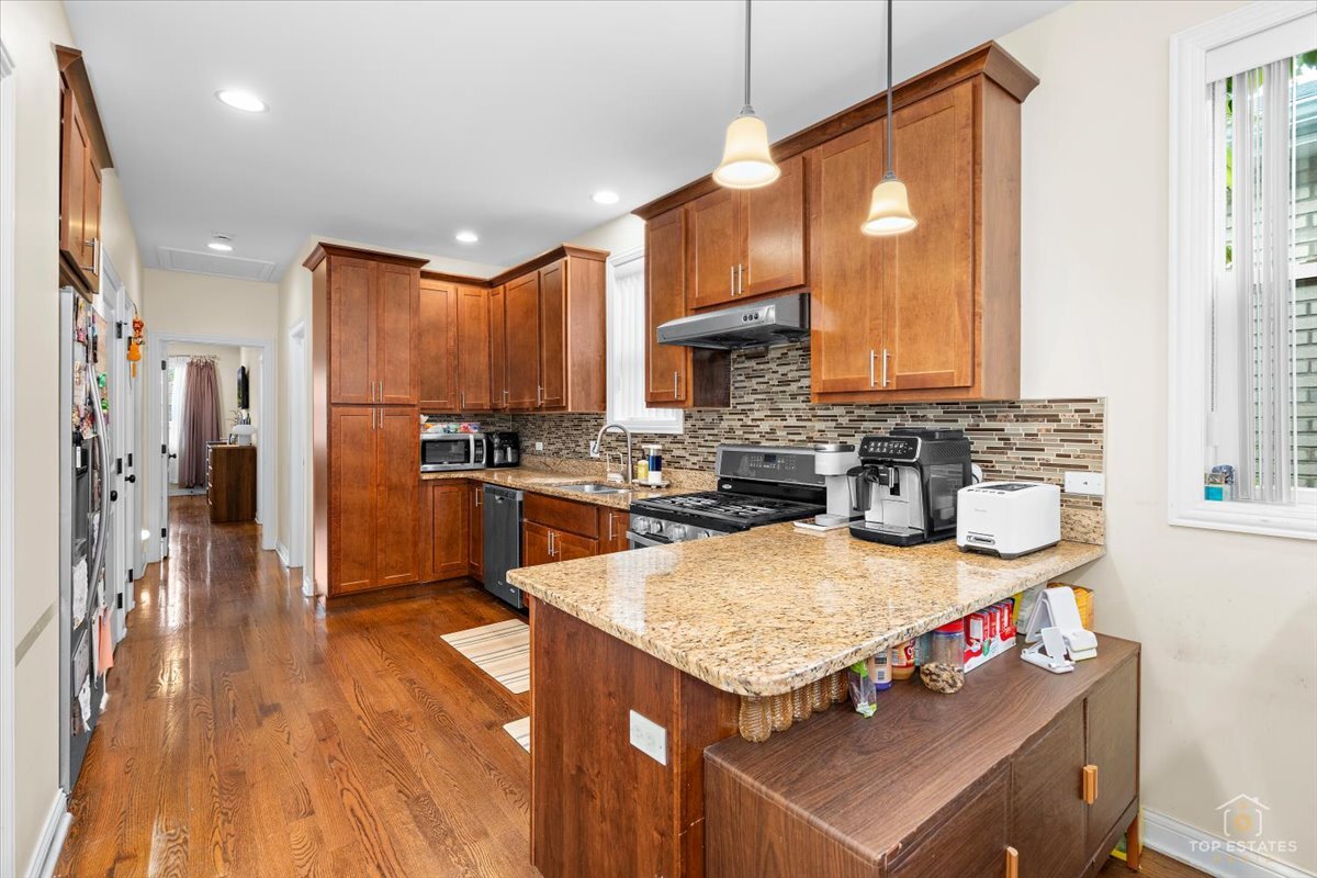 3300 South Western Avenue Chicago IL 60608
