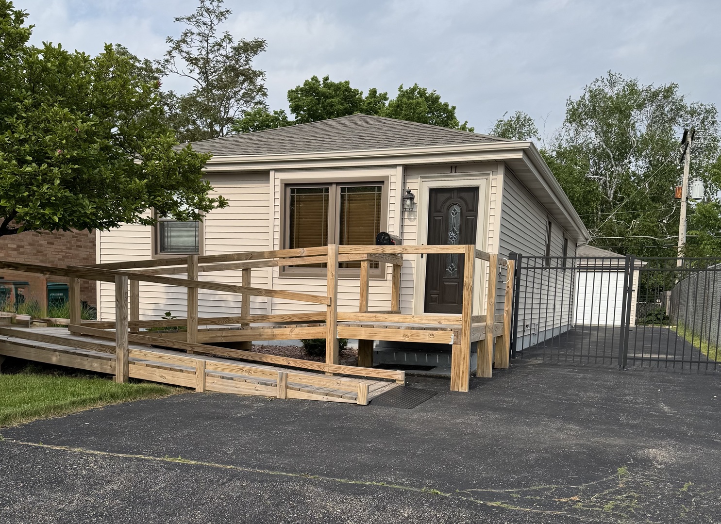 11 Wheeler Avenue Joliet IL 60436