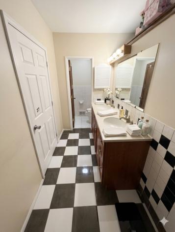1064 Amherst Lane University Park IL 60484