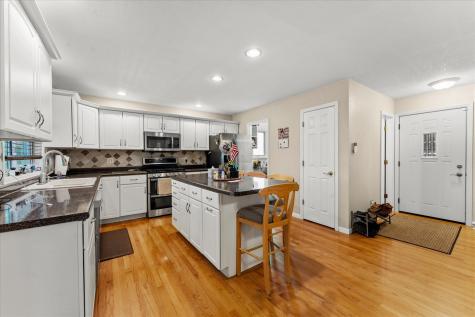 13 Corrine Court Monticello IL 61856