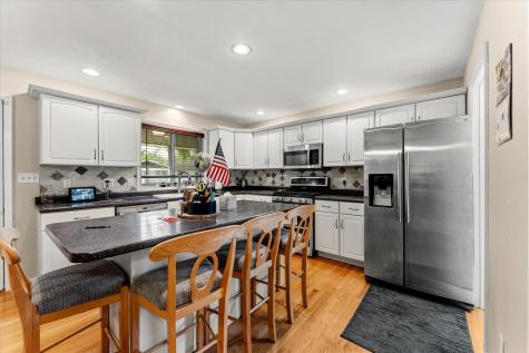 13 Corrine Court Monticello IL 61856