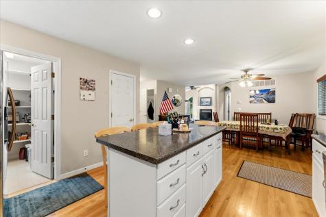 13 Corrine Court Monticello IL 61856