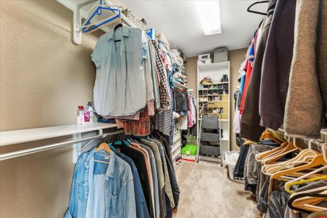 13 Corrine Court Monticello IL 61856