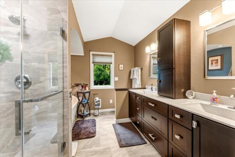 13 Corrine Court Monticello IL 61856