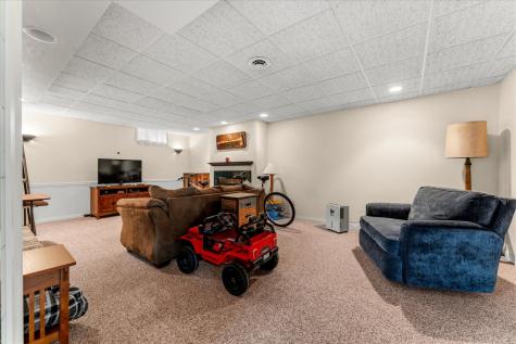 13 Corrine Court Monticello IL 61856