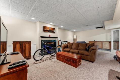 13 Corrine Court Monticello IL 61856