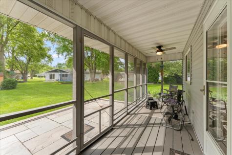 13 Corrine Court Monticello IL 61856