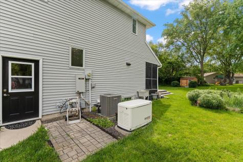 13 Corrine Court Monticello IL 61856
