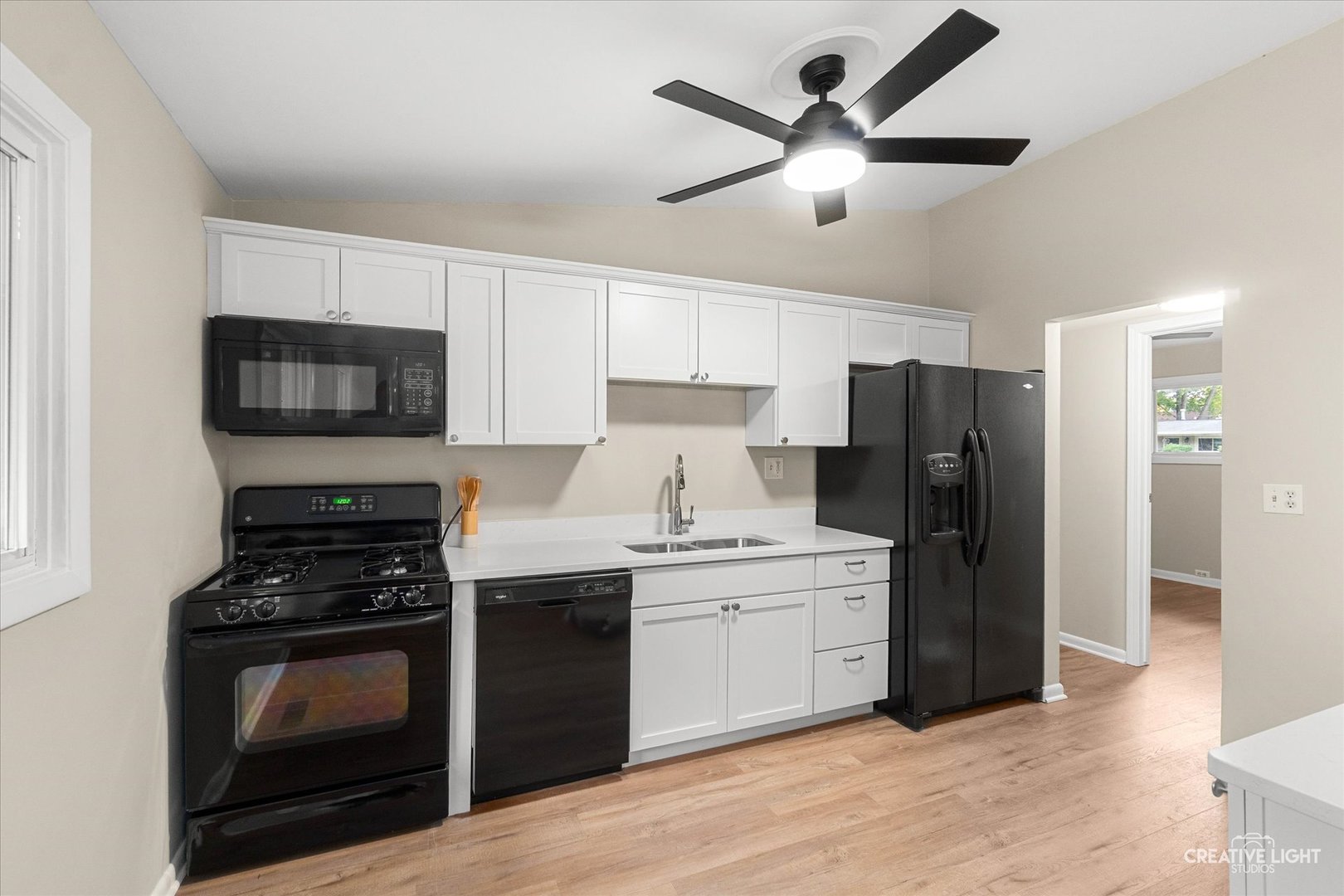 781 North Elmwood Drive Aurora IL 60506