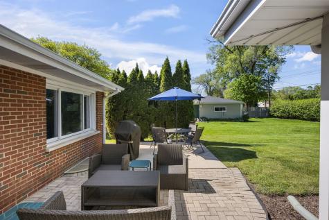 132 North Phelps Avenue Arlington Heights IL 60004