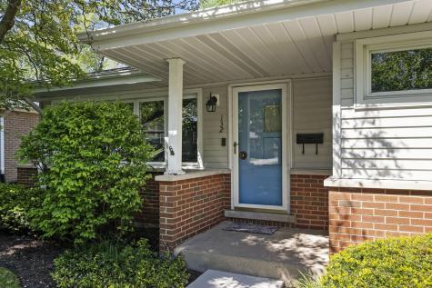 132 North Phelps Avenue Arlington Heights IL 60004