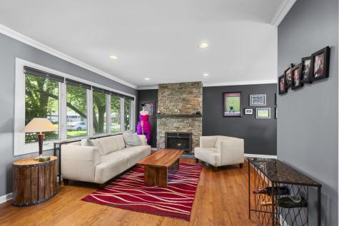 132 North Phelps Avenue Arlington Heights IL 60004