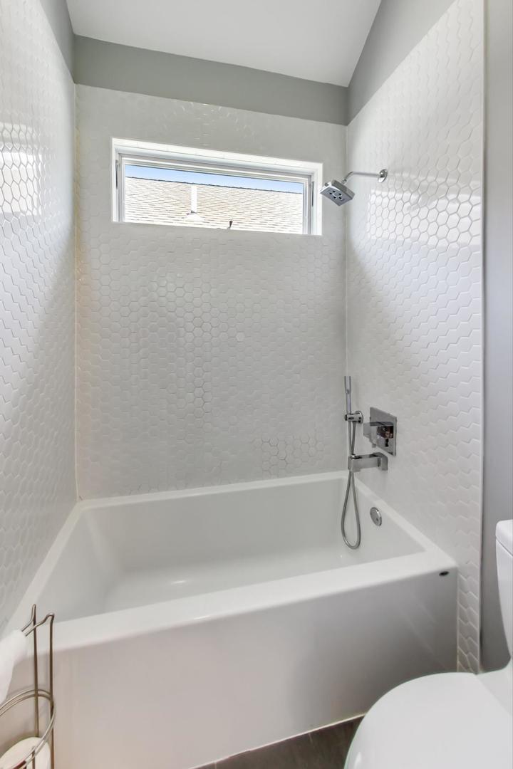 3625 North Campbell Avenue Chicago IL 60618