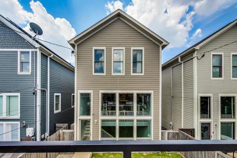 3625 North Campbell Avenue Chicago IL 60618