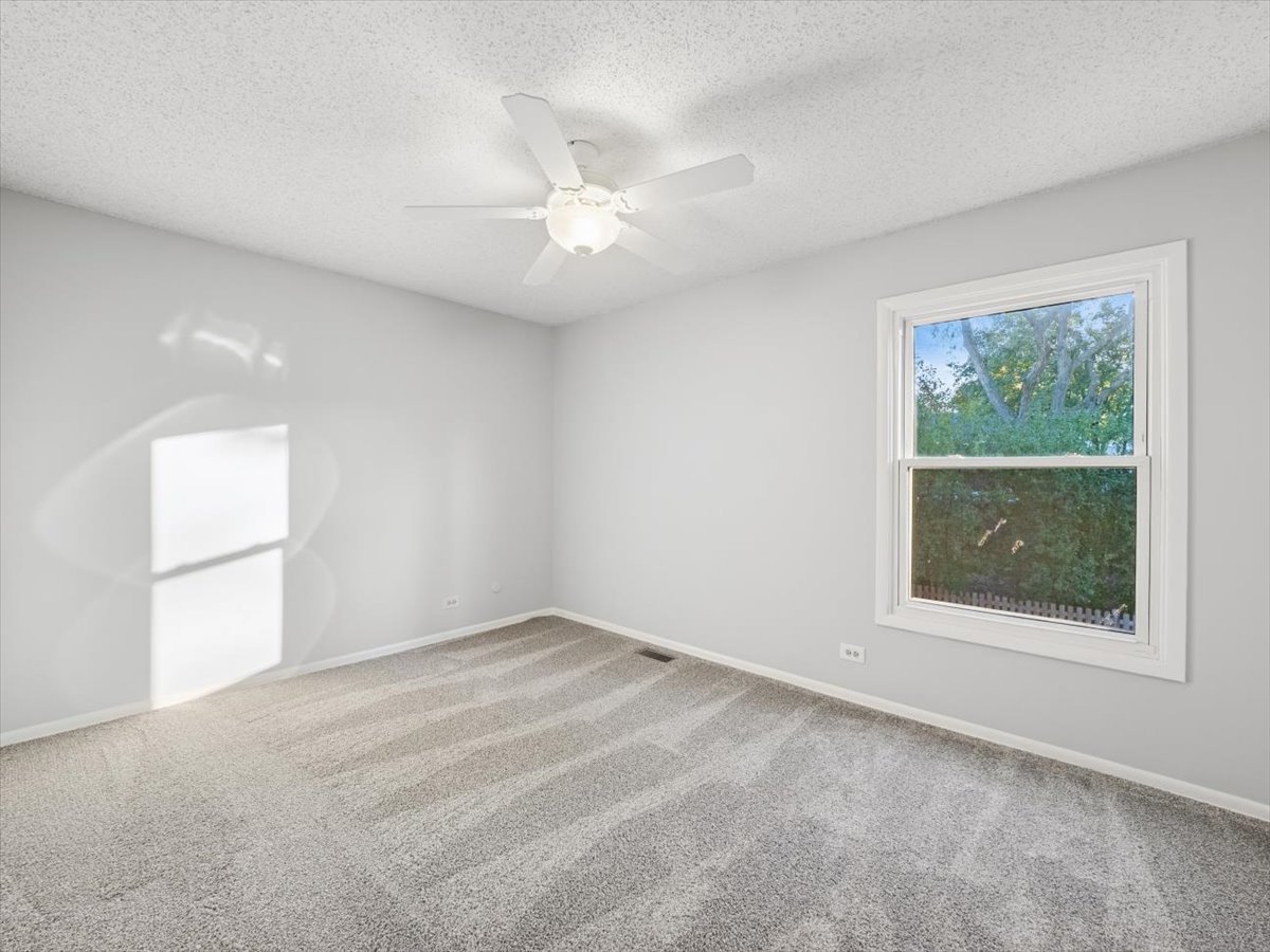 122 Encina Drive Naperville IL 60540