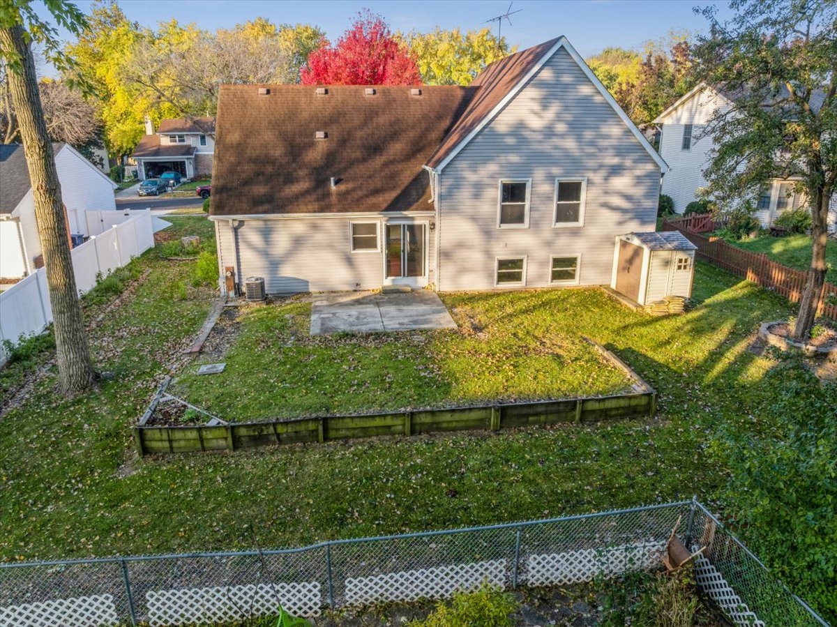 122 Encina Drive Naperville IL 60540