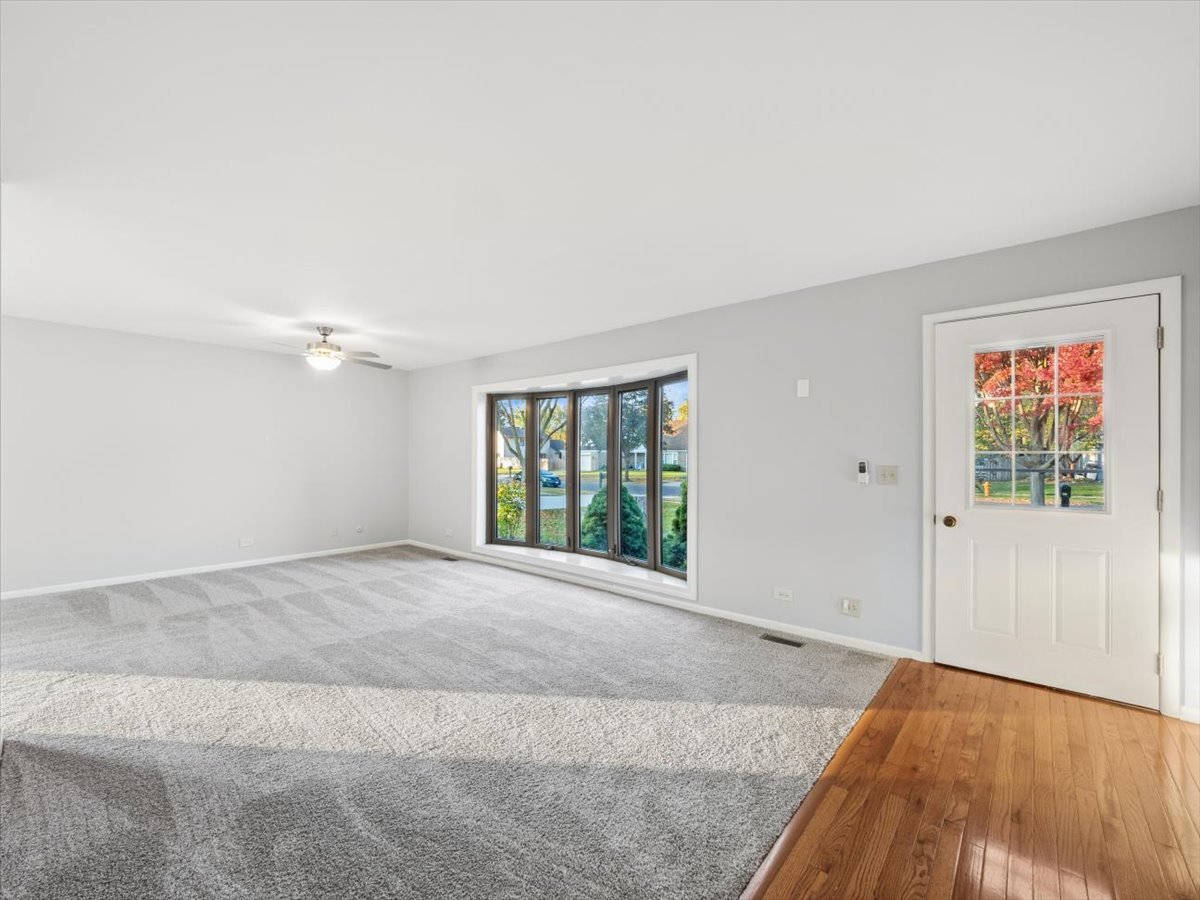 122 Encina Drive Naperville IL 60540