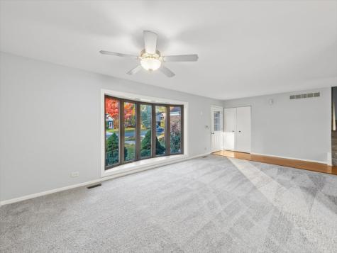 122 Encina Drive Naperville IL 60540