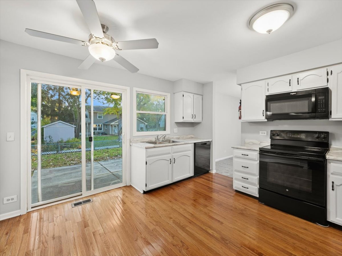 122 Encina Drive Naperville IL 60540