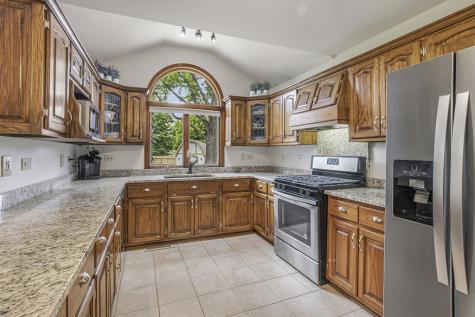 8320 Cloverview Drive Tinley Park IL 60477