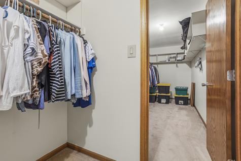 8320 Cloverview Drive Tinley Park IL 60477