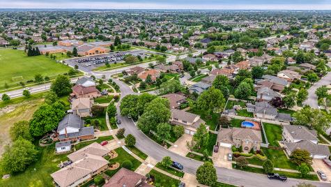 8320 Cloverview Drive Tinley Park IL 60477