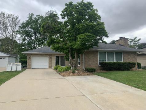 804 Grant Street Harvard IL 60033