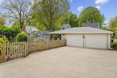 406 North 4th Street Oregon IL 61061