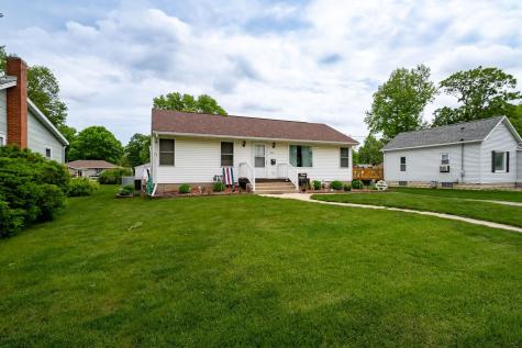 820 South Locust Street Pontiac IL 61764