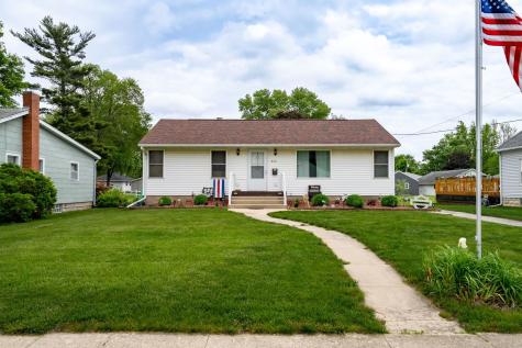820 South Locust Street Pontiac IL 61764