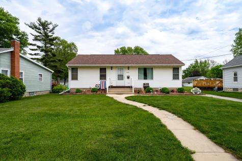 820 South Locust Street Pontiac IL 61764