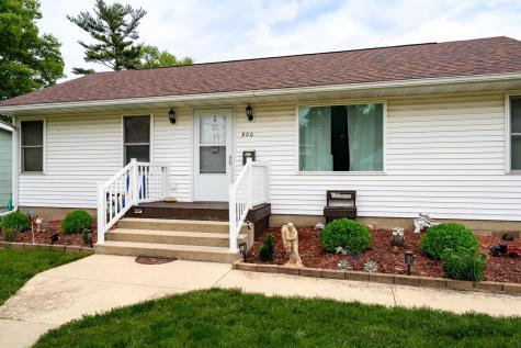 820 South Locust Street Pontiac IL 61764