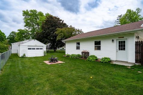 820 South Locust Street Pontiac IL 61764