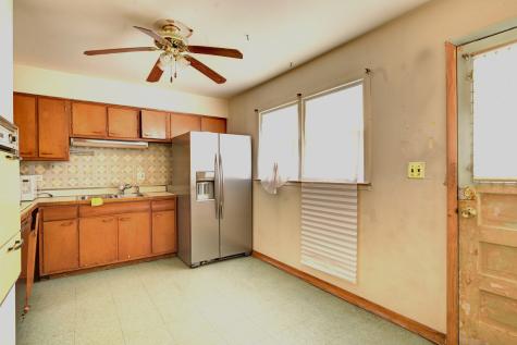 9143 South Cottage Grove Avenue Chicago IL 60619