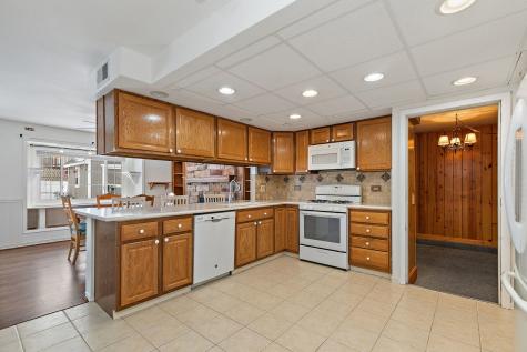 213 Villa Road Streamwood IL 60107