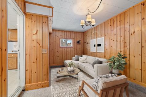 213 Villa Road Streamwood IL 60107