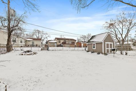213 Villa Road Streamwood IL 60107