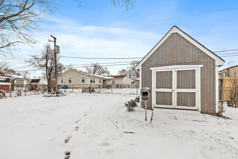 213 Villa Road Streamwood IL 60107